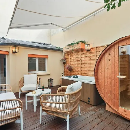 Luxueuse Avec Jardin Prive Sauna Et Jacuzzi Апартаменты *