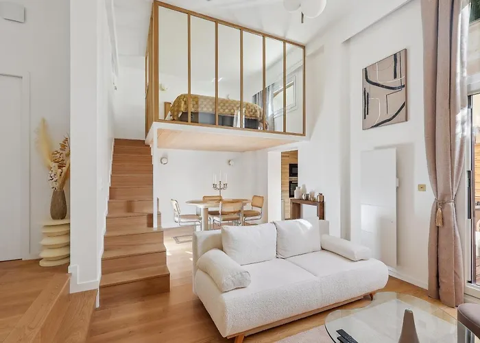 Luxueuse Avec Jardin Privé Sauna Et Jacuzzi Appartement Paris